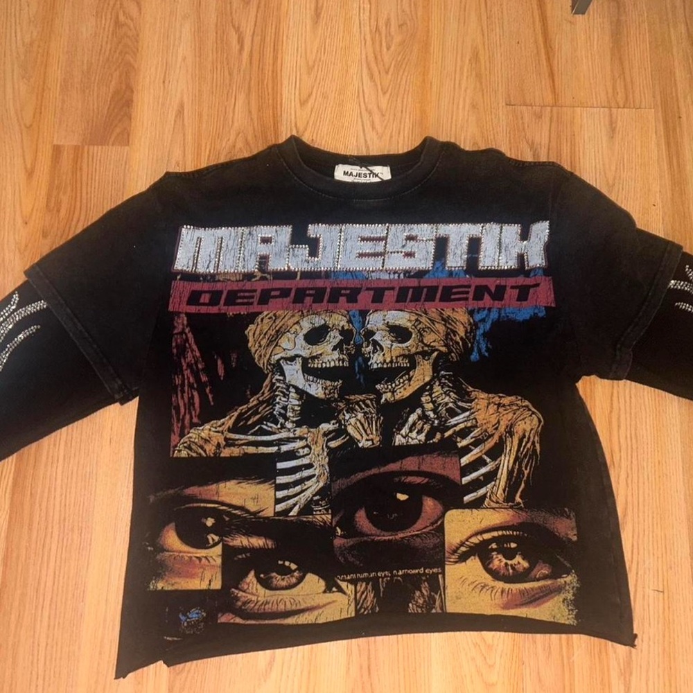 Majestic Black Graphic Tee with Skeleton Design